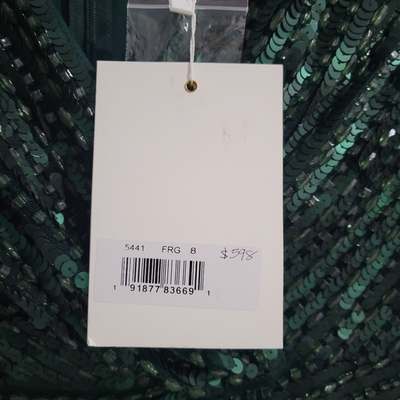 Mac Duggal - Cap Sleeve Sequined Evening Gown - Forest Green Size 8 #5441 NWT - Picture 12 of 17